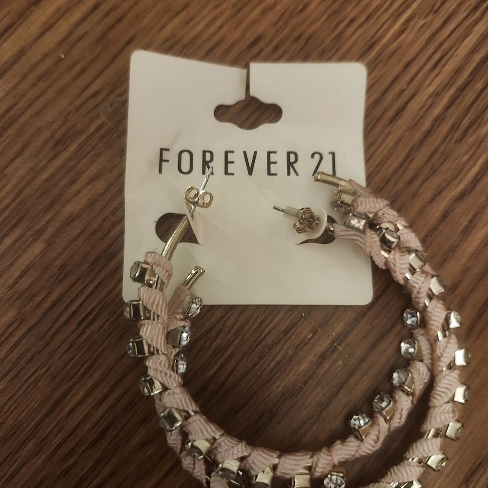 Forever 21 Pink and Gold Embellished Earrings